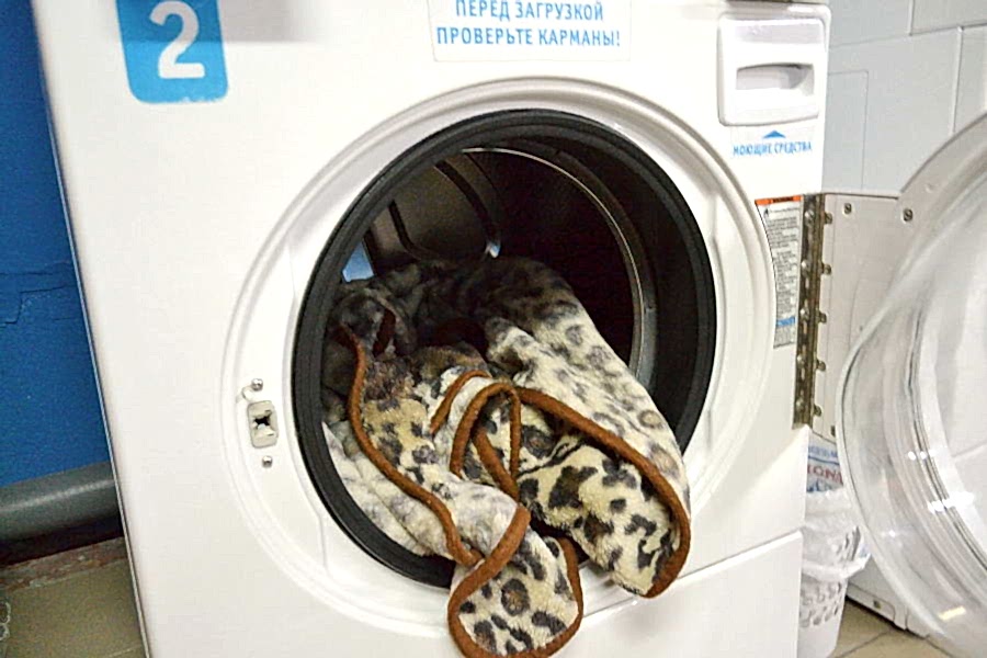 Стирка пледа в Алматы