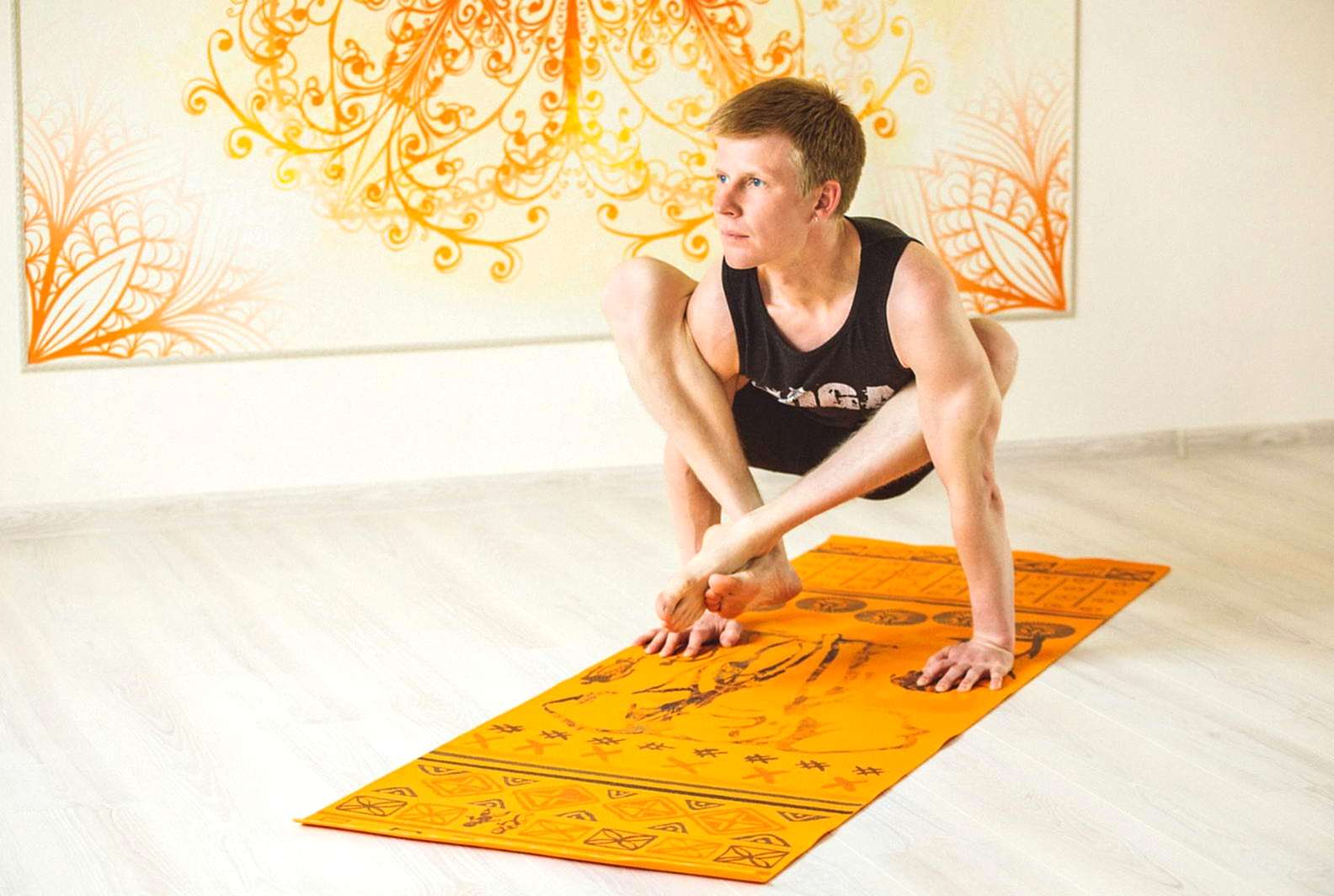 Перед стиркой йога коврика убедитесь, что ему это не противопоказано!